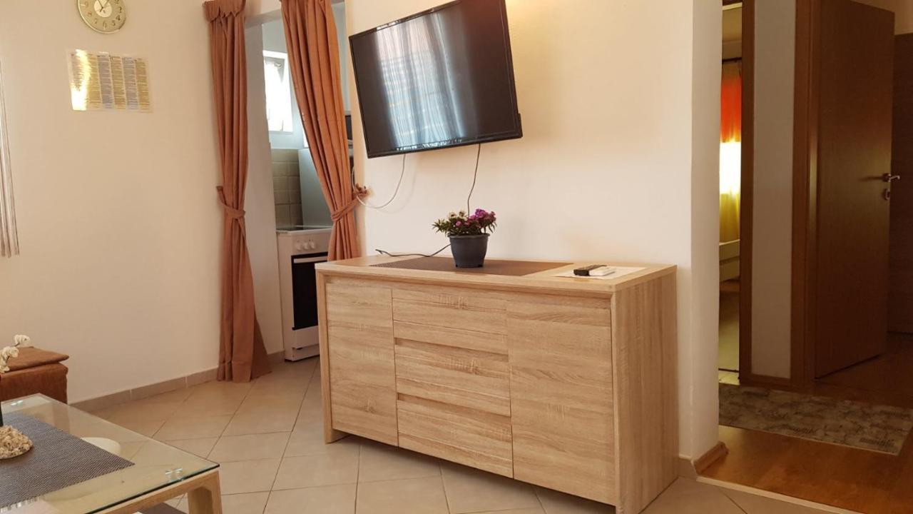 Apartment Zorica Vodice Buitenkant foto
